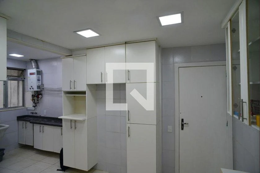 Apartment, 133 m², with a glass-enclosed balcony — photo 26