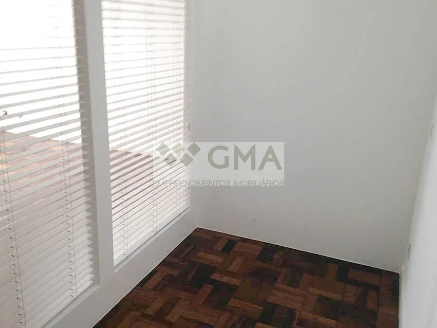 Apartment, 65 m², with wood or laminate floors — photo 18