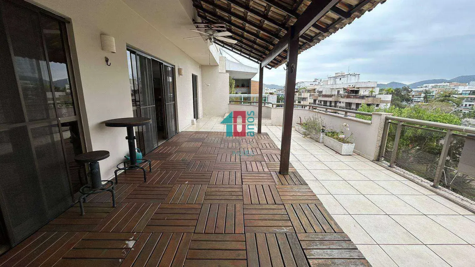 Penthouse with 3 bedrooms, 2 suites, 250 m² — photo 2