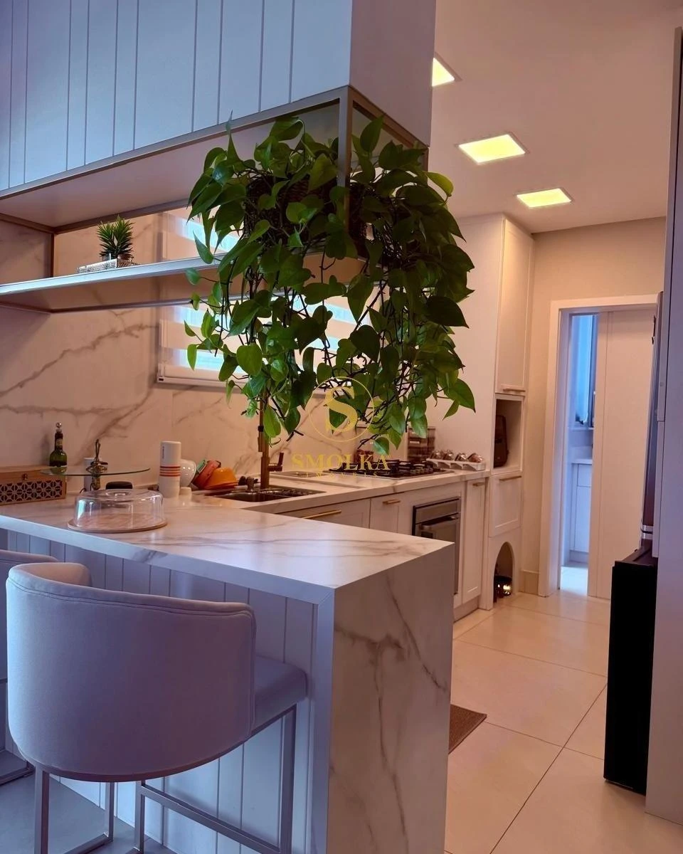 3-bedroom apartment with a grill on the balcony — photo 16