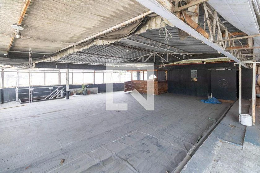 House with 2 bedrooms and 350 m² plus enclosed balcony — photo 32