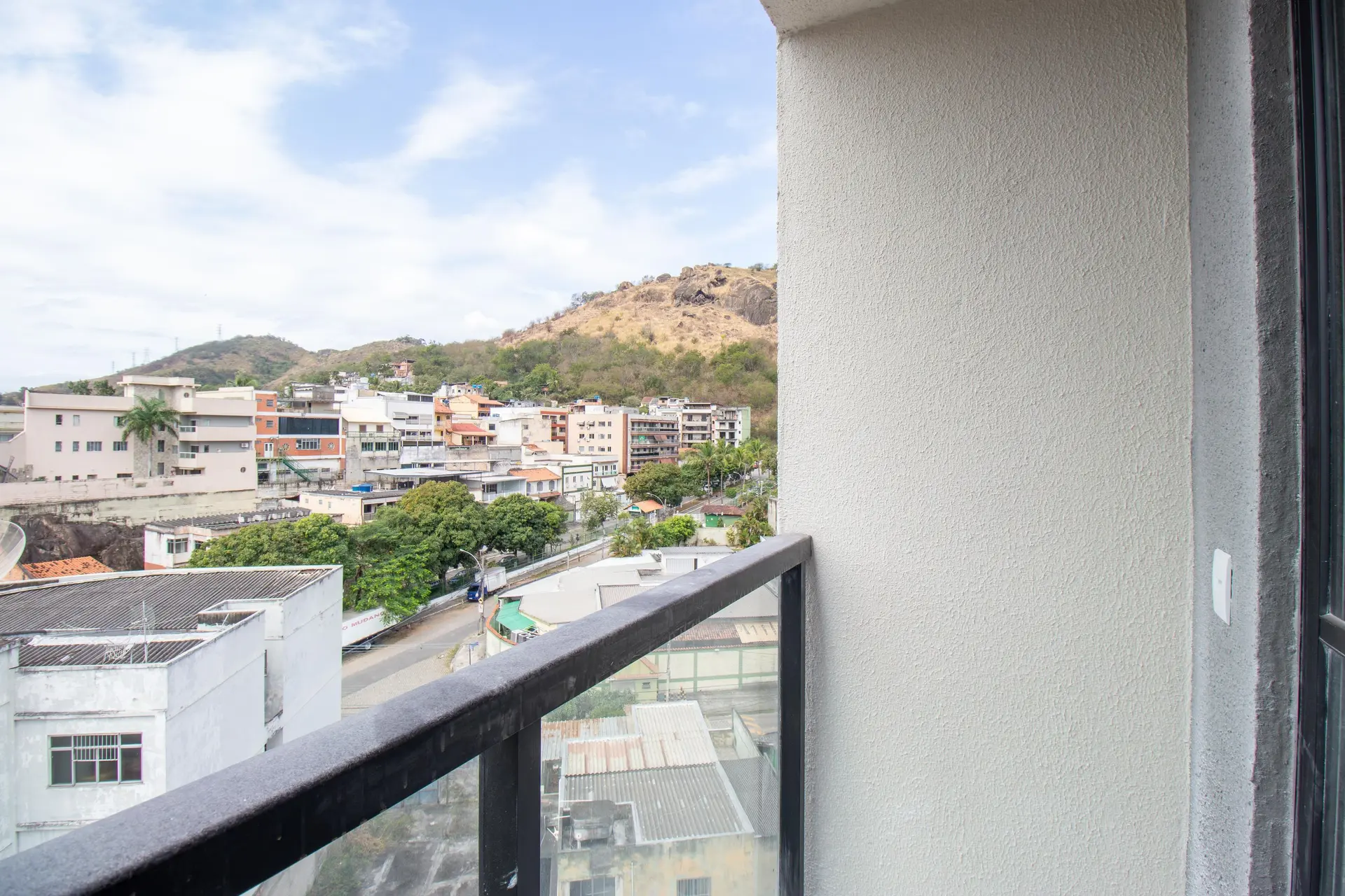 Rental apartment with 2 bedrooms, balcony and private garden — photo 7