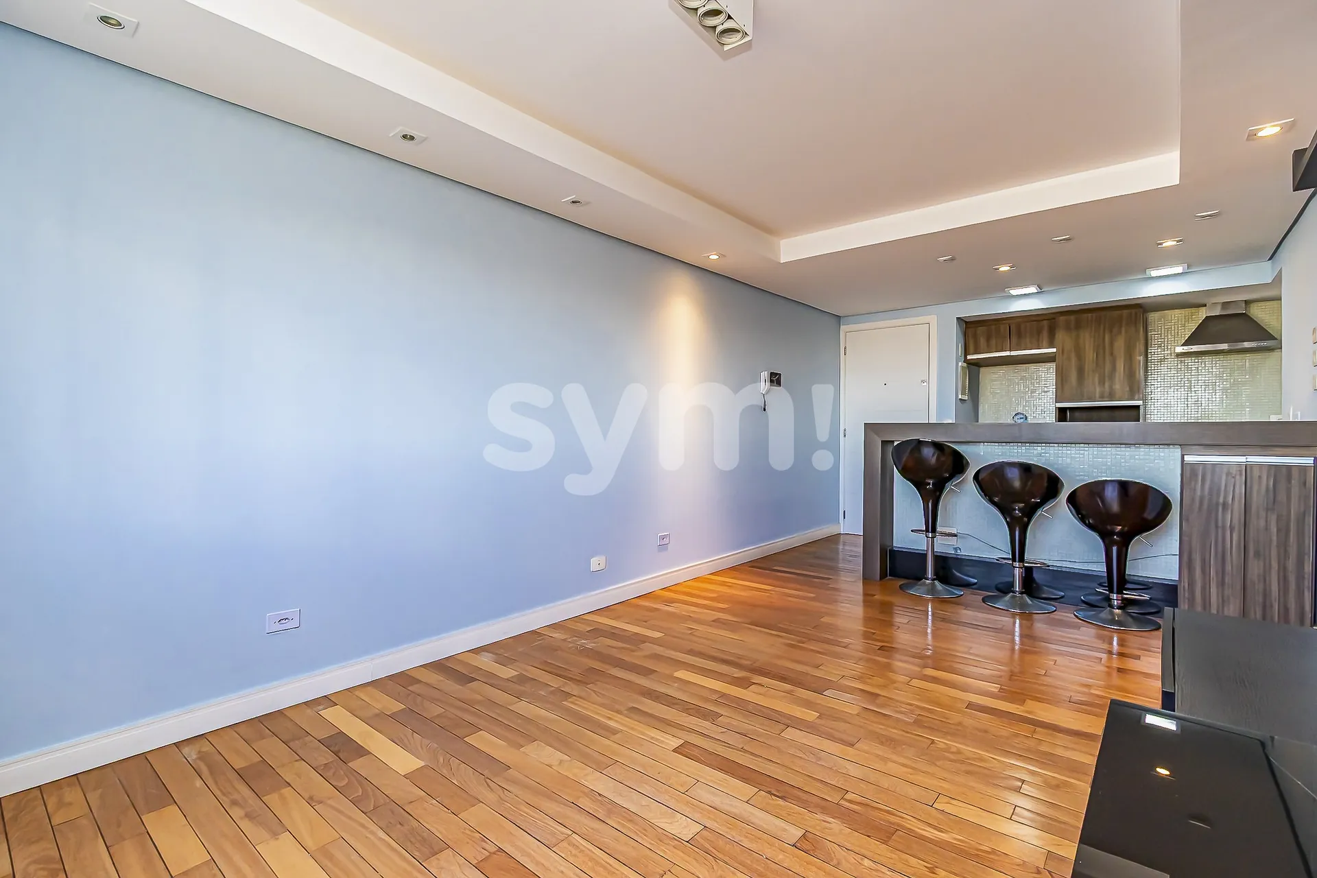Apartamento mobiliado de 2 quartos com varanda envidraçada — photo 14