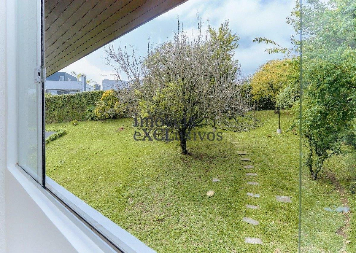 Ванна та 5 спалень: будинок 500 м² — photo 46