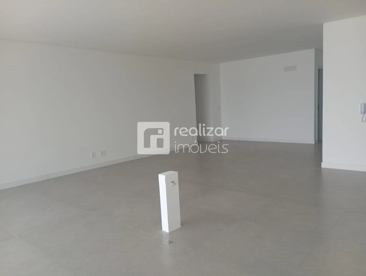 3-bedroom apartment with a water view in Florianópolis — photo 7