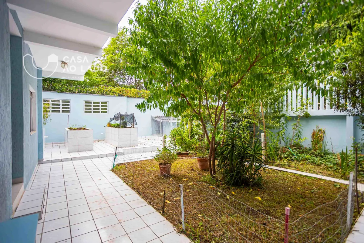 House with 4 bedrooms and 4 bathrooms, 315 m² — photo 38
