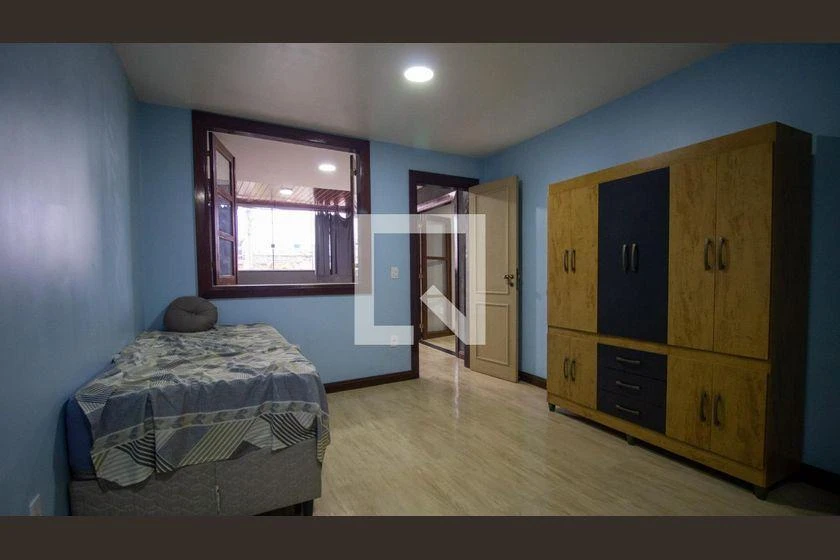 Furnished rental house with 250 m² and 2 bedrooms — photo 37