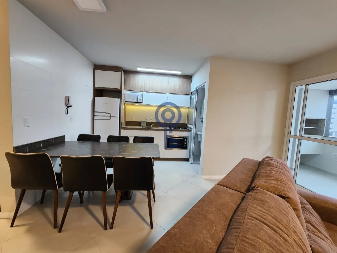 Apartamento mobiliado de 2 quartos com máquina de lavar — photo 26