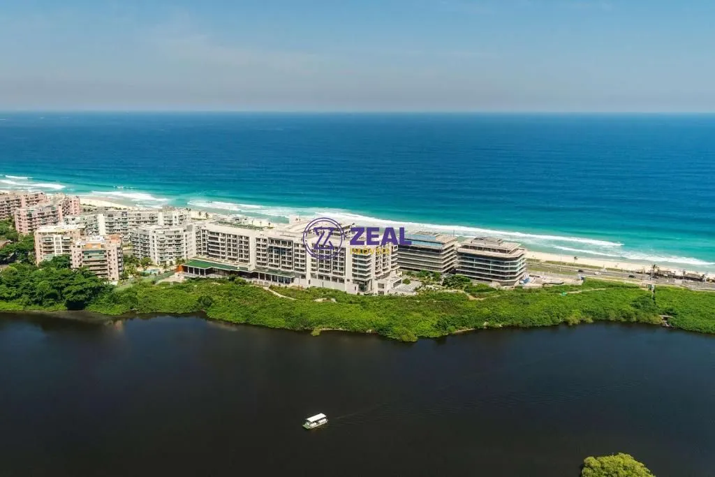 Furnished 1-bedroom apartment with water view — photo 14