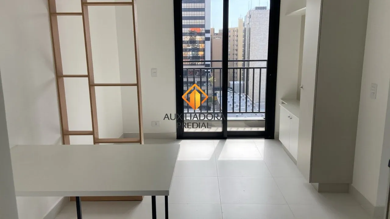 Apartamento mobiliado com 2 quartos e varanda fechada — photo 21