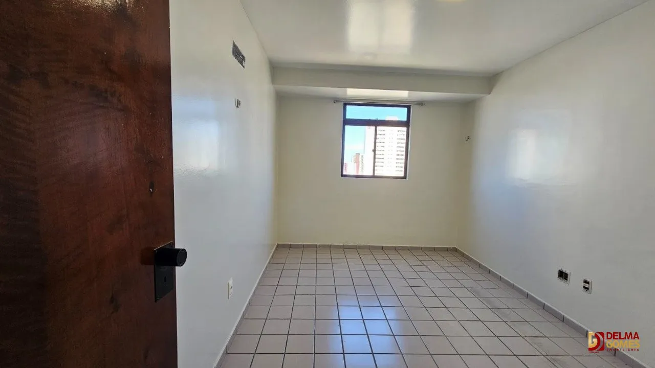 3-bedroom apartment, 1 with its own bathroom, 128 m² — photo 2