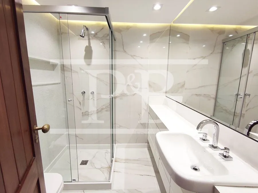 Apartamento com 4 dormitórios e closet tipo walk-in — photo 30