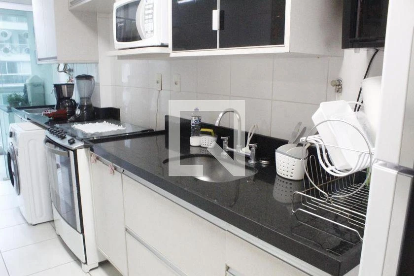 Apartamento amueblado con 2 dormitorios y 1 en suite — photo 2