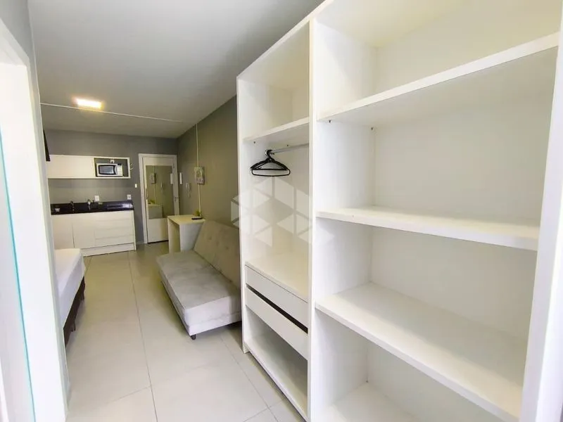 Furnished 40 m² apartment with an en-suite bedroom — photo 15