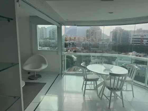 Rental apartment with 1 bedroom and 52 m² — photo 2
