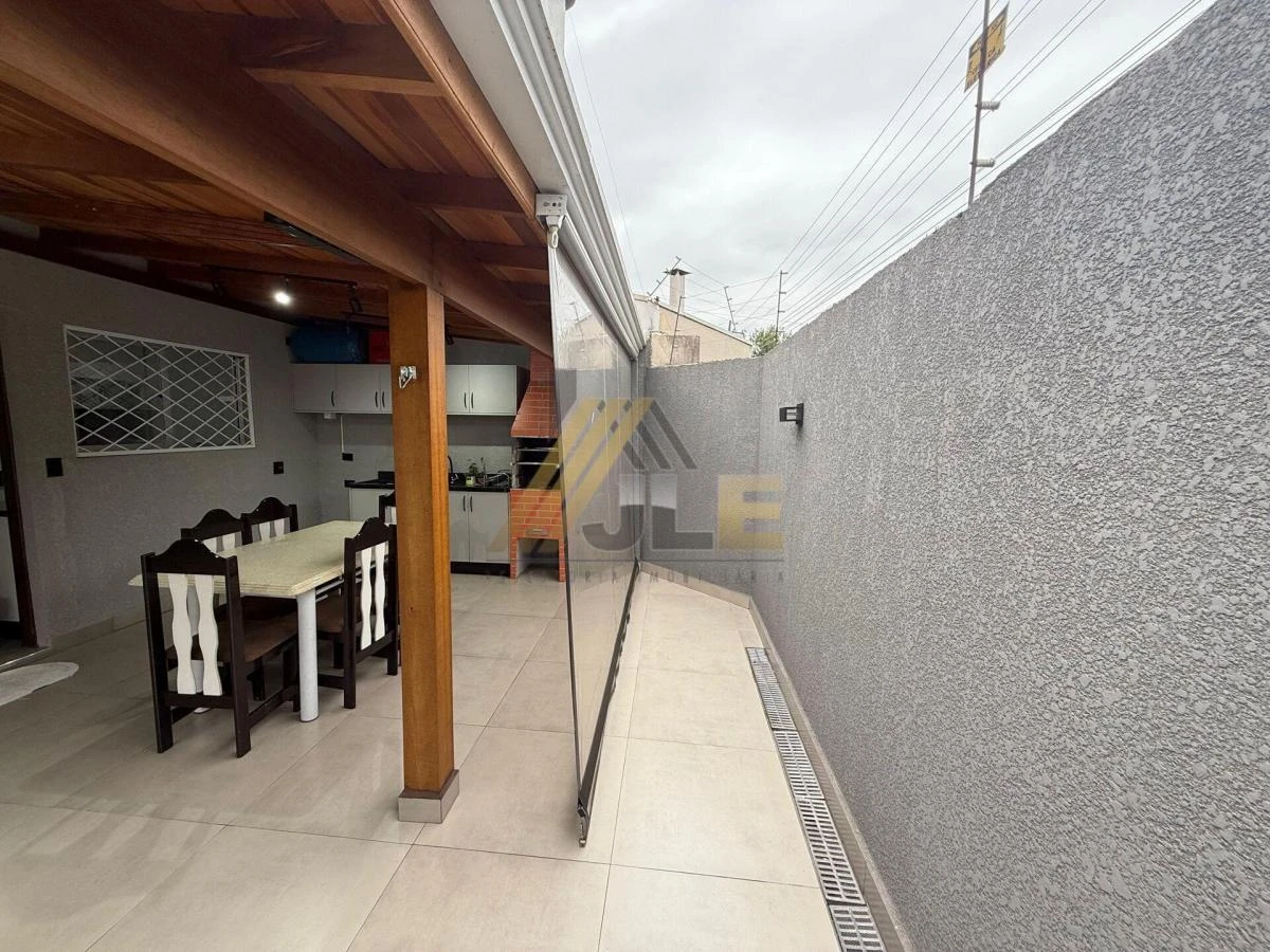 Furnished house with 3 bedrooms and an en-suite — photo 15