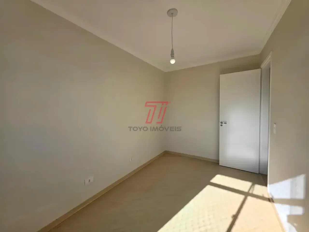 Unfurnished 3-bedroom apartment with 1 parking space — photo 11