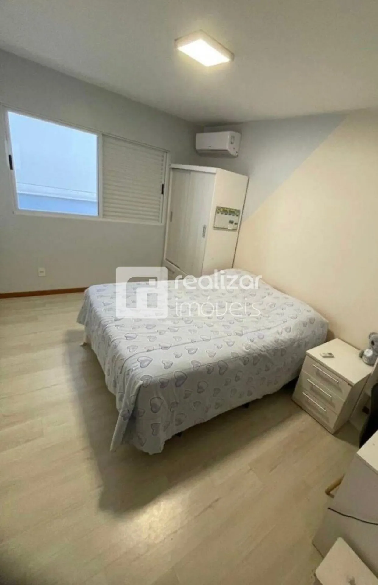 House with 6 bedrooms and 450 m² plus 3 parking spaces — photo 8