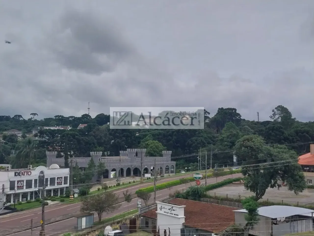 Casa para aluguel com 520 m², 5 quartos e varanda — photo 16