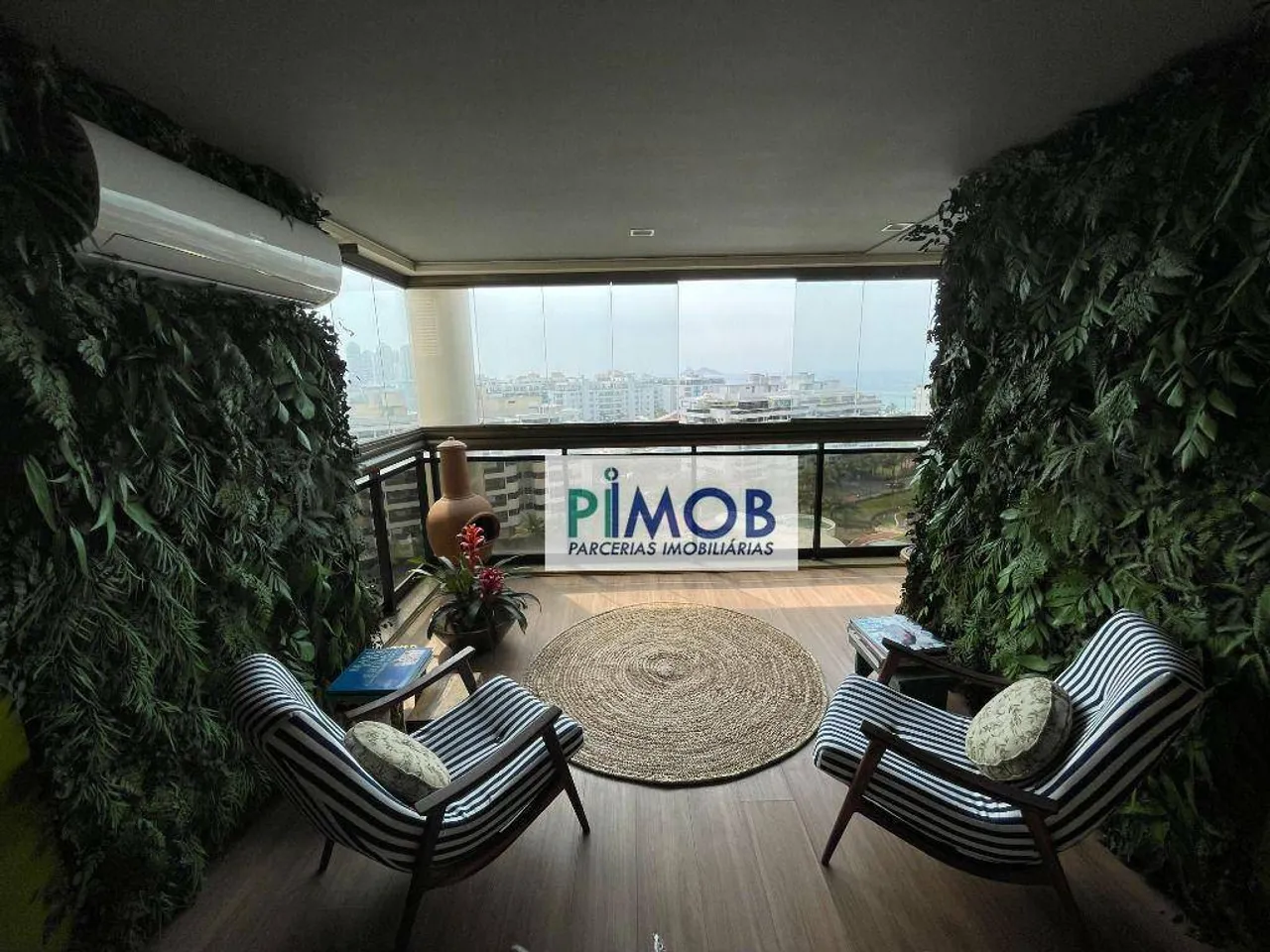 Apartamento mobiliado com 2 quartos e 2 vagas — photo 8