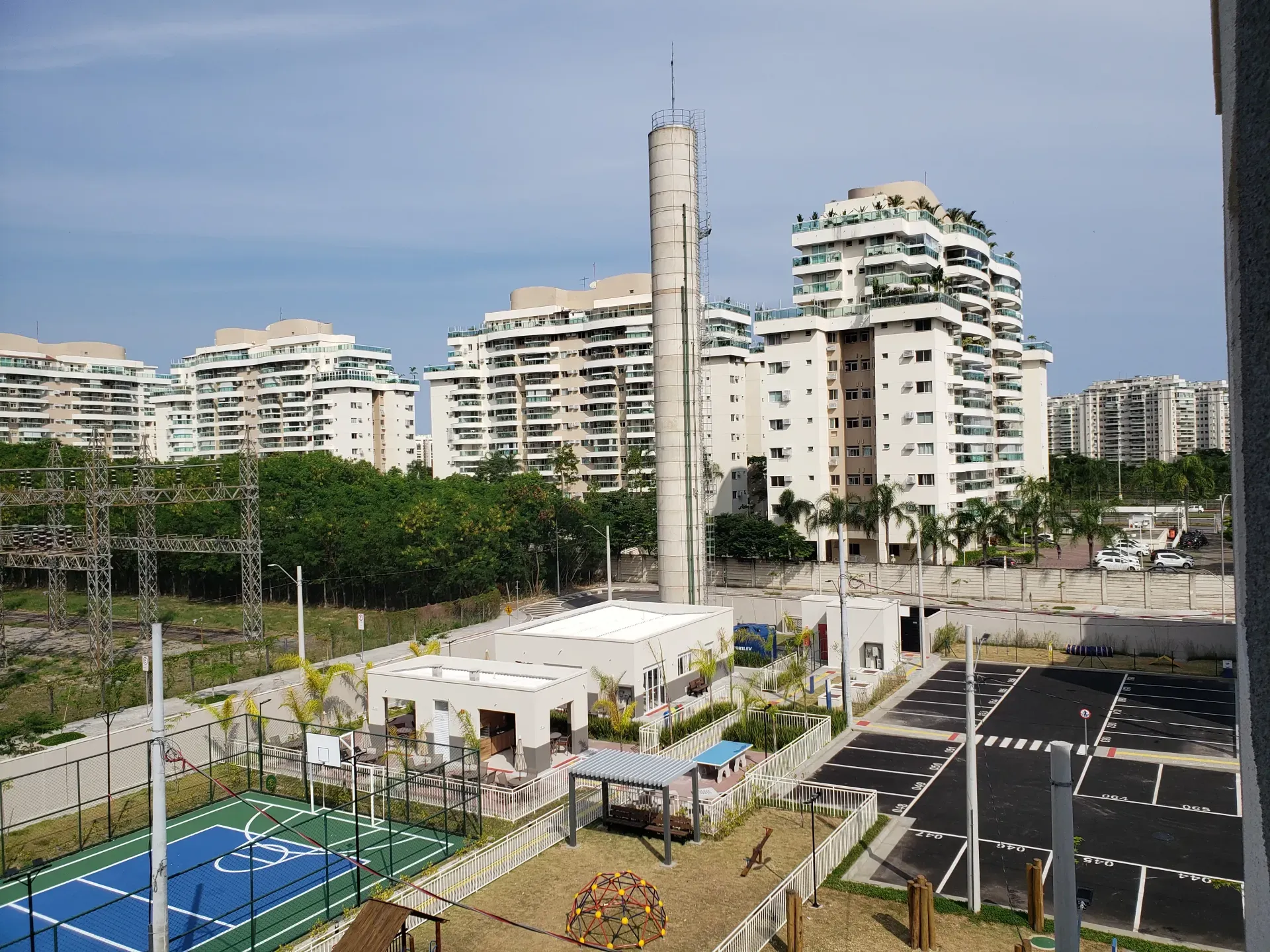 Furnished 3-bedroom apartment with 2 bathrooms and 85 m² — photo 23