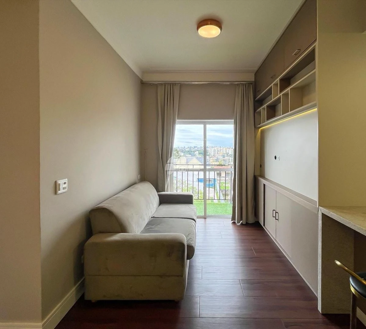 2-bedroom apartment with a home office — photo 13