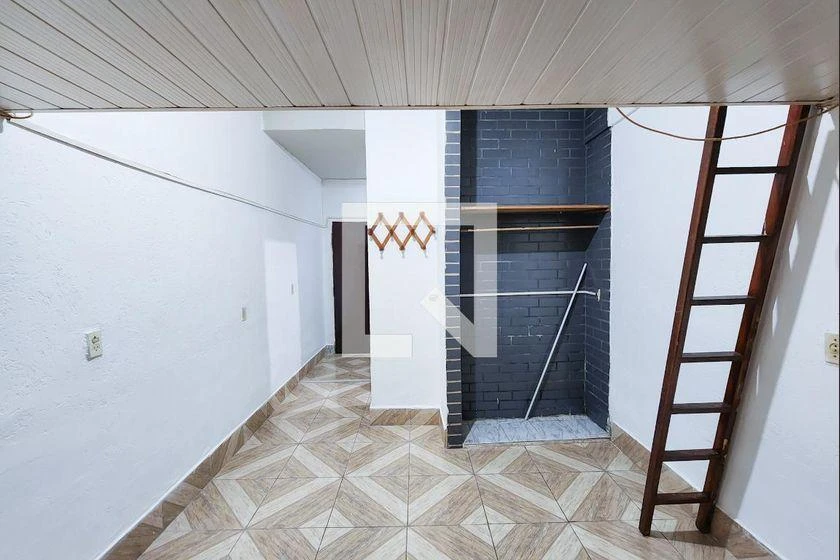 Apartamento sem mobília de 20 m² com 1 quarto e aquecedor a gás — photo 16