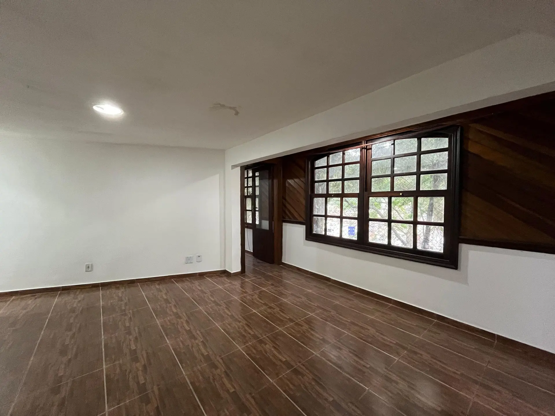 Casa em condomínio desocupada com 2 quartos e 1 banheiro — photo 2