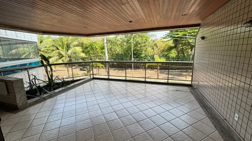 Apartment with 4 bedrooms and 2 bathrooms — photo 16