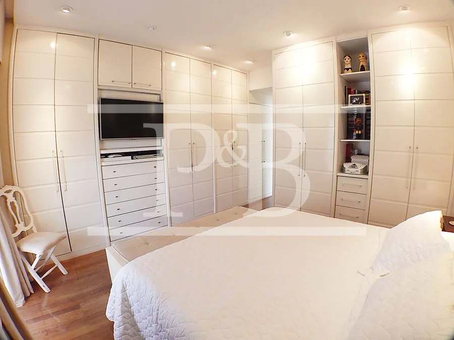 3-bedroom apartment with open-plan kitchen, 270 m² — photo 18
