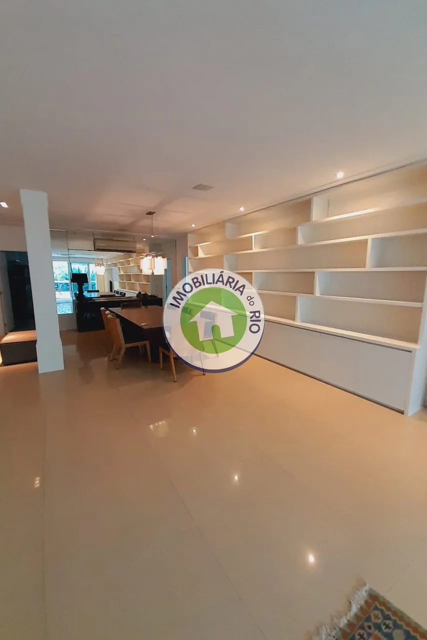 Apartment with 4 suites and a glass-enclosed balcony — photo 5