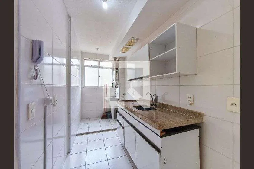 2-bedroom apartment in a building with a pool — photo 29