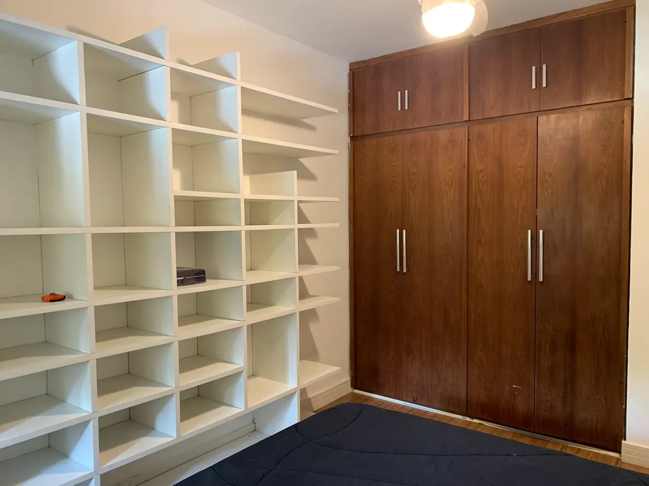Furnished apartment with open-plan kitchen and 4 bedrooms — photo 28