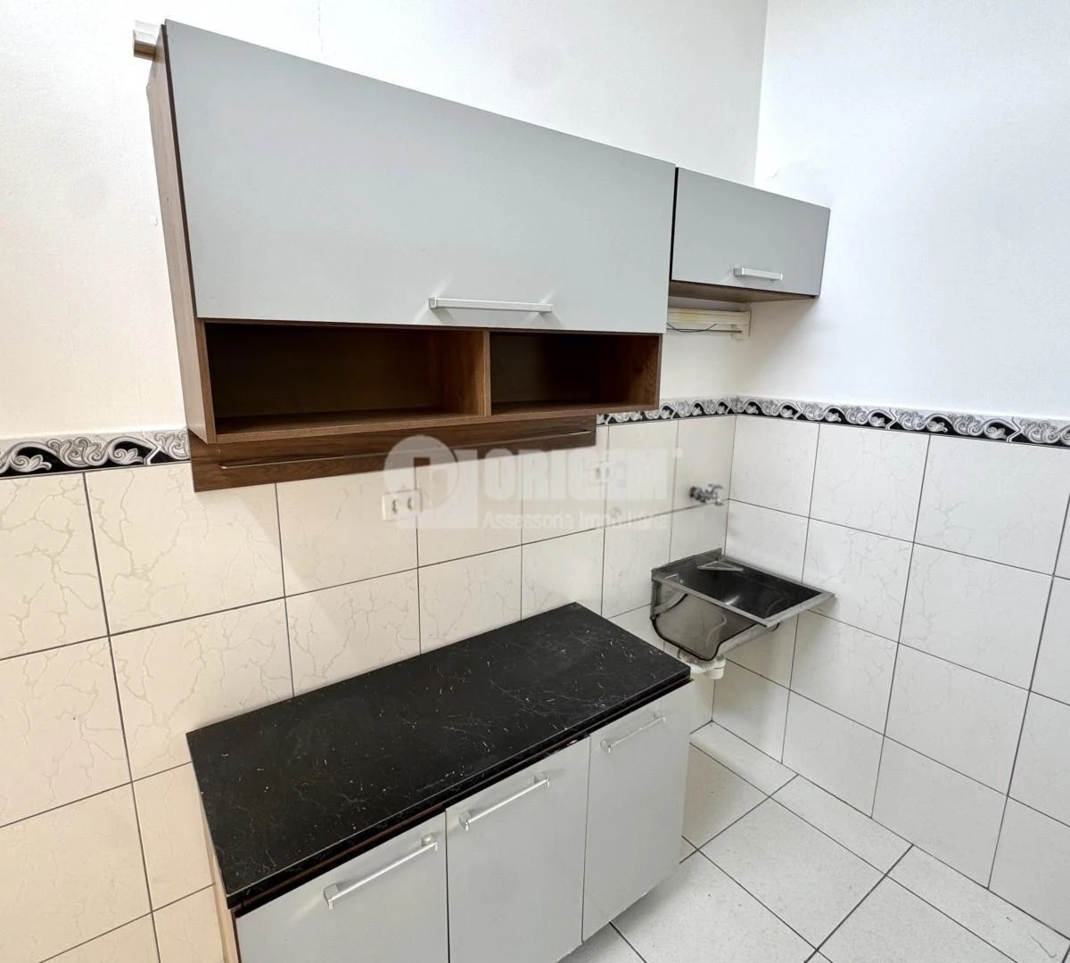 Дерев'яна підлога або ламінат та 1 спальня: квартира 43 м² — photo 11