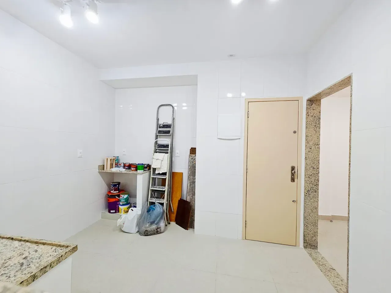 2-bedroom apartment with 1 parking space and balcony — photo 8