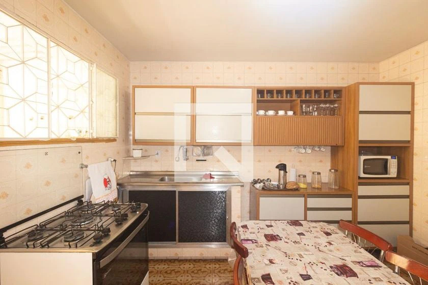 Garden in a 3-bedroom house, 200 m² — photo 11