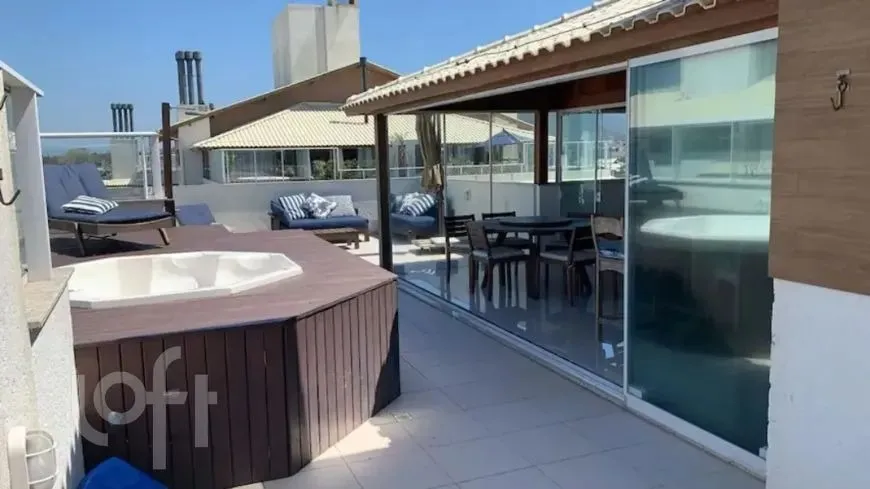 Ático de 180 m² con 3 dormitorios y jardín privado — photo 8