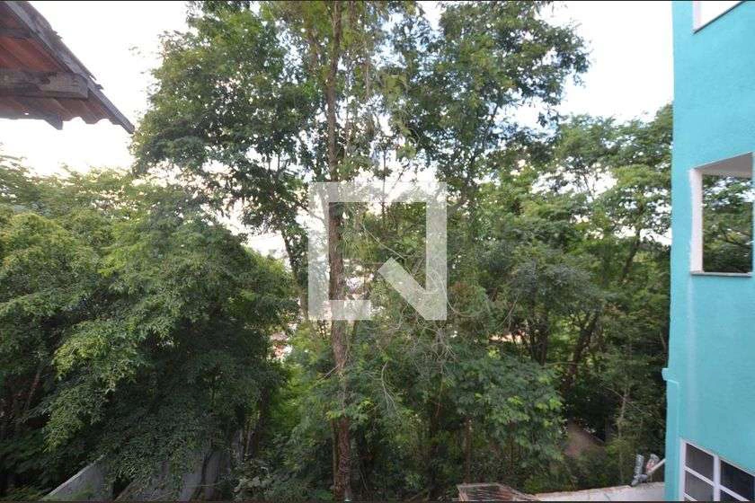 1-bedroom apartment with enclosed kitchen and garden — photo 19