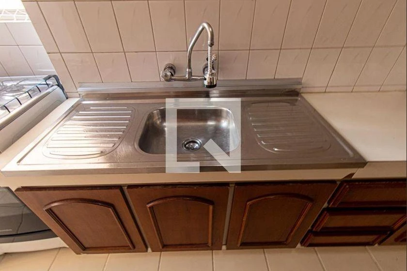 2-bedroom apartment with 80 m² and a separate kitchen