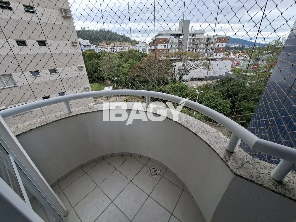 Квартира с 3 спальнями и отдельной кухней с газом — photo 22