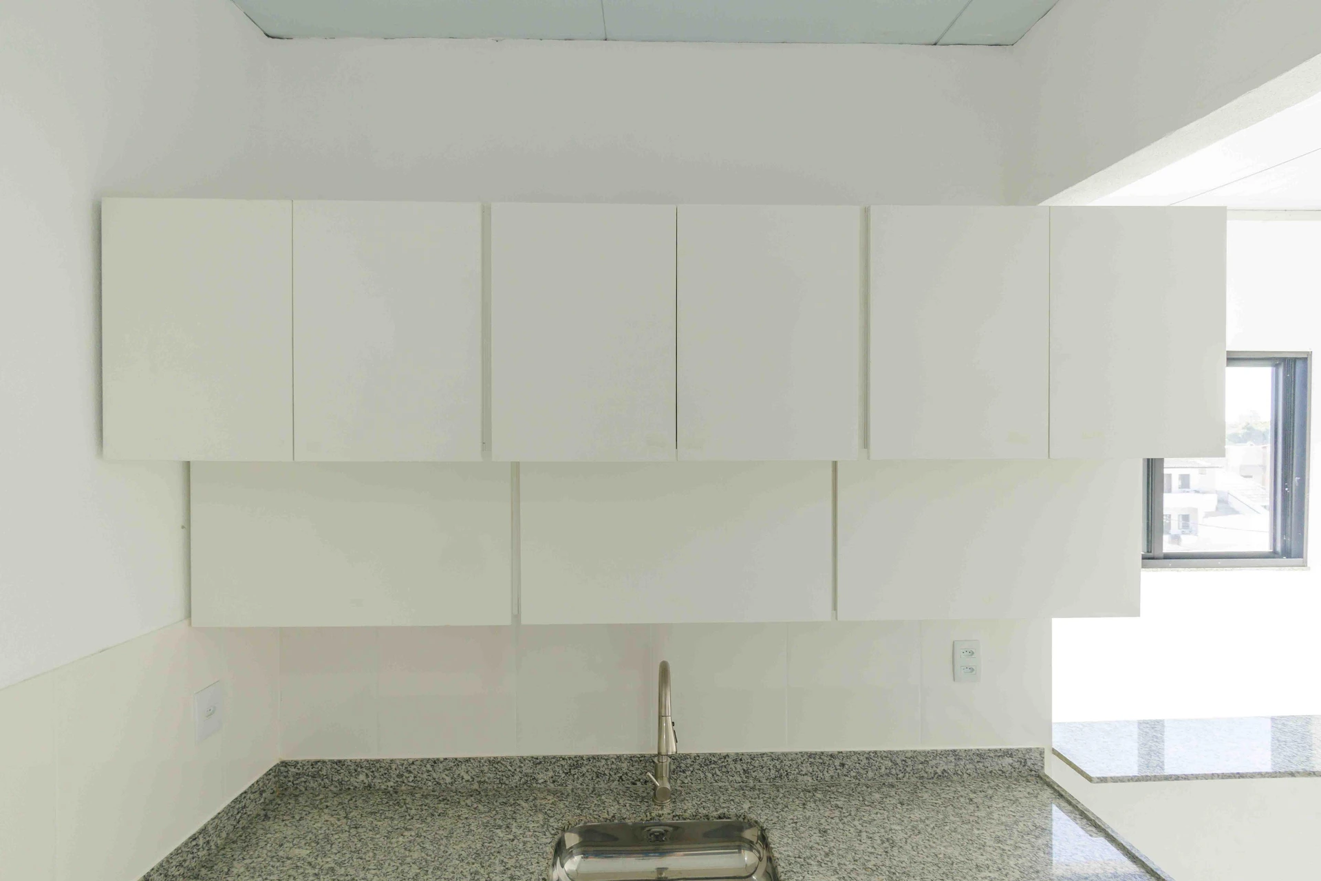 Monoambiente, 40 m², con ventanales de piso a techo — photo 11