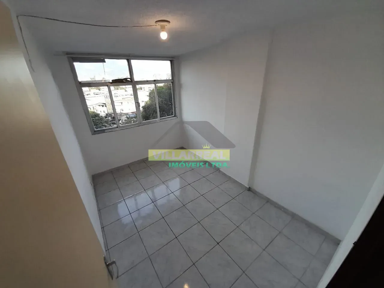 Unfurnished apartment with 2 bedrooms and 2 bathrooms — photo 32