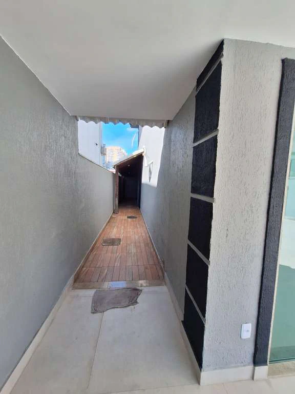 House with 4 ensuites and open-plan kitchen, 296 m² — photo 27