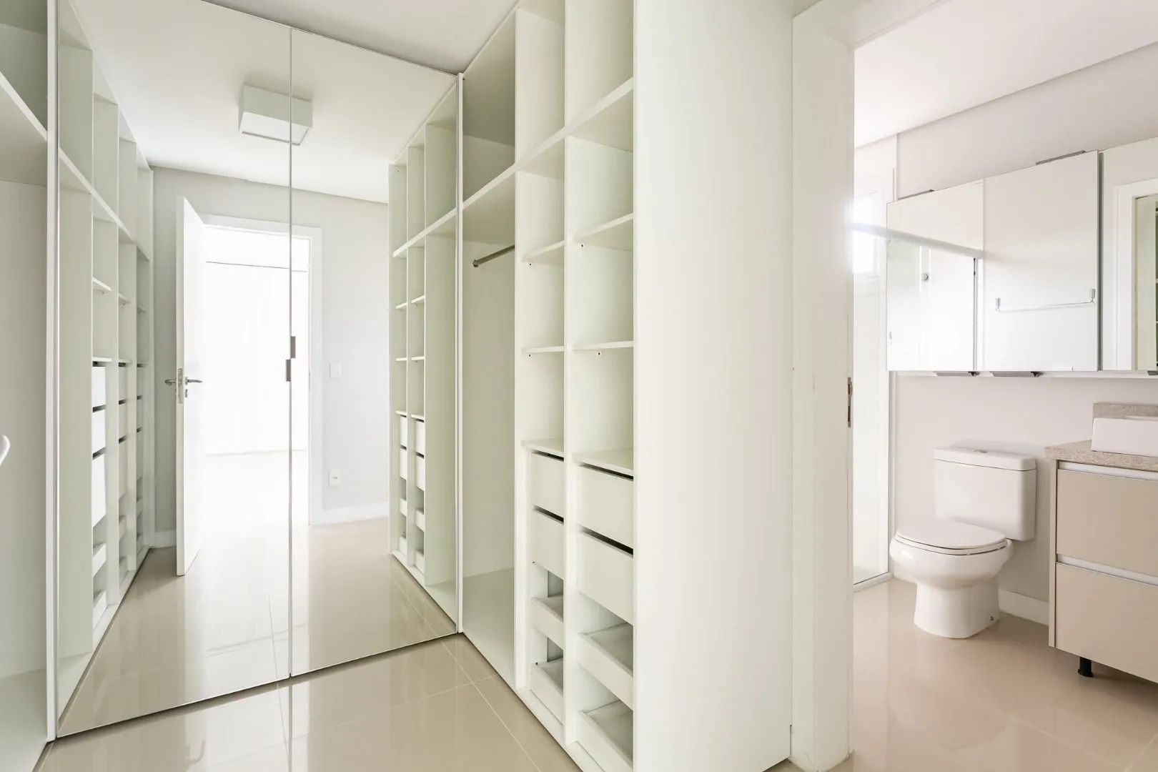 Пентхаус 260 м²: 3 спальни с ванными и 3 места парковки — photo 12