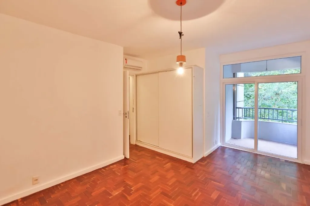 3-bedroom apartment with 2 baths and 125 m² floor area — photo 7