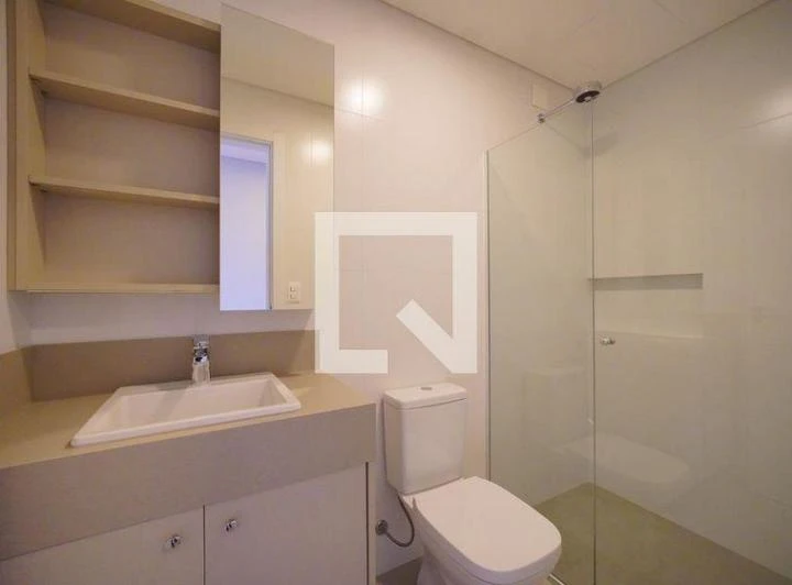 3-suite apartment with an integrated kitchen — photo 6