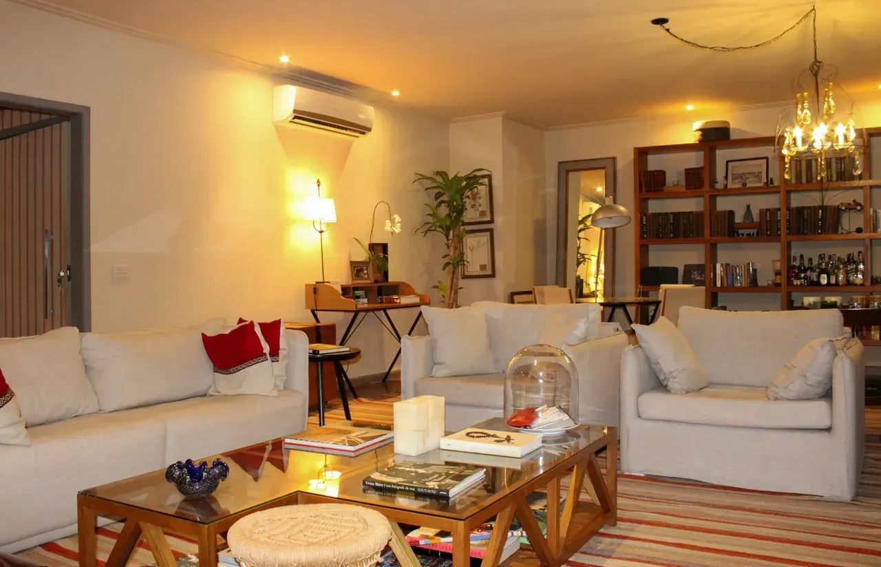 Furnished apartment with 5 bedrooms and a open-plan kitchen — photo 39