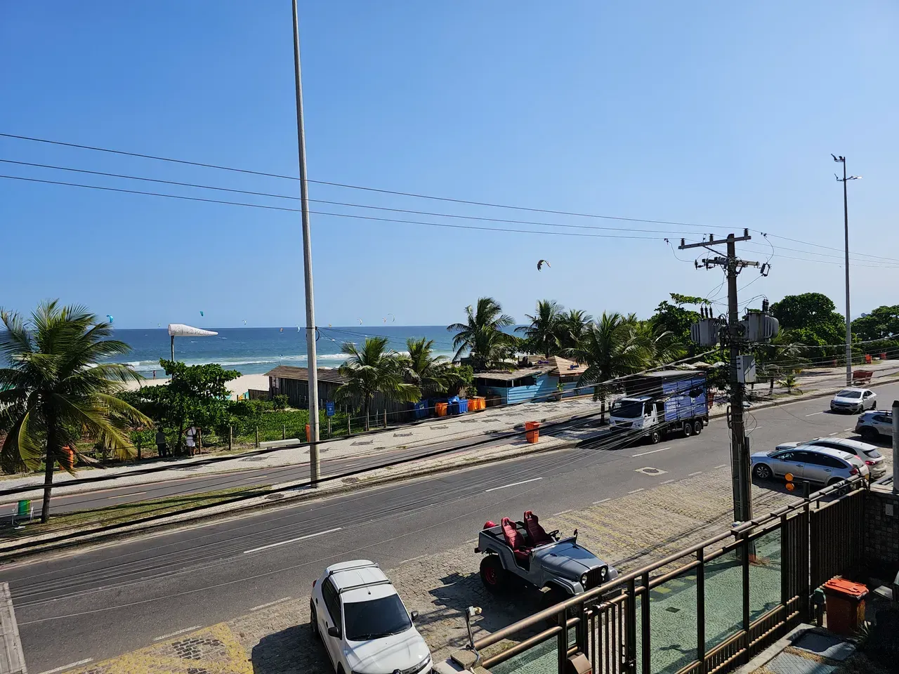 3-bedroom apartment with glass-enclosed balcony and 4 baths — photo 4