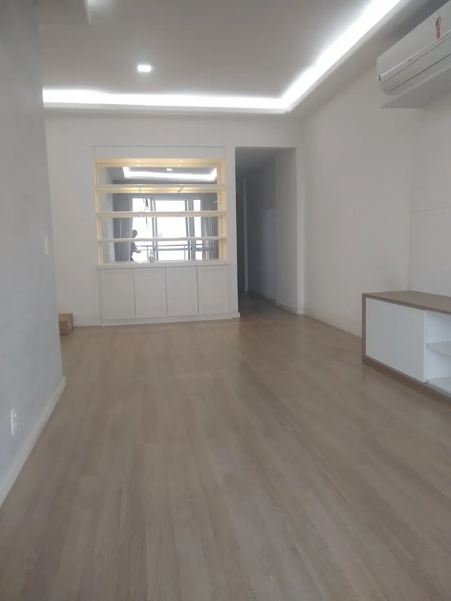 140 m² apartment on the 6th floor with a balcony