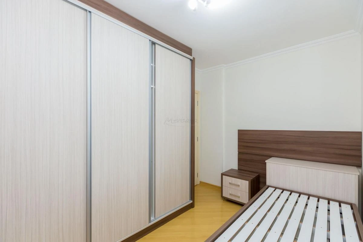 Departamento con espacio de home office en Curitiba — photo 18
